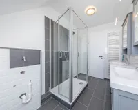 Mit Dusche