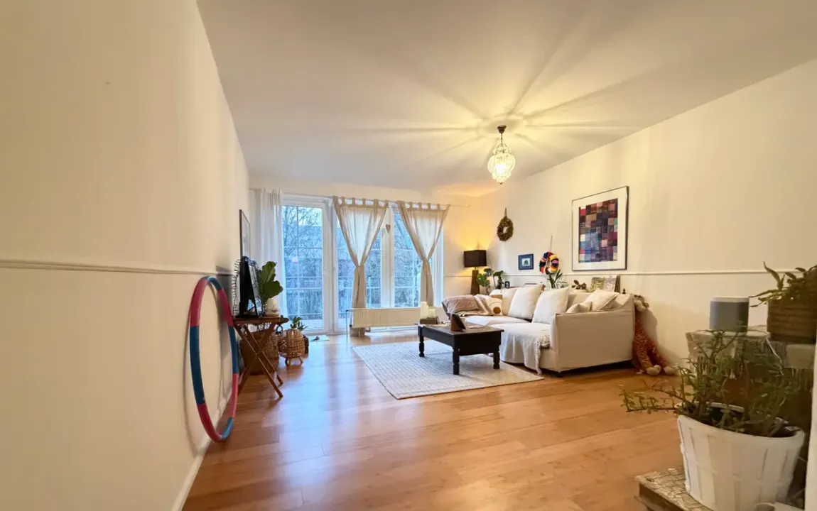 Frei werdend: 3-Zimmer-Wohnung mit Balkon & Tiefgaragenstellplatz in zentraler Lage