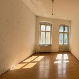 Helle 2-Zimmer-Wohnung mit Balkon ! Befristung bis 31.12.2026 !