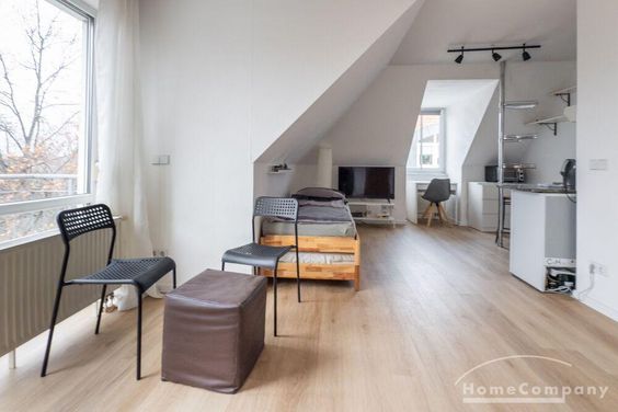 23447 HomeCompany Dresden Möbliert/Furnished 1-Zimmer Apartment in Dresden mit Balkon Nähe Universität max. 2 Personen