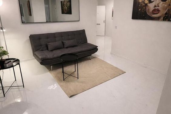 Möblierte 5-Zimmer-Wohnung in Putzbrunn