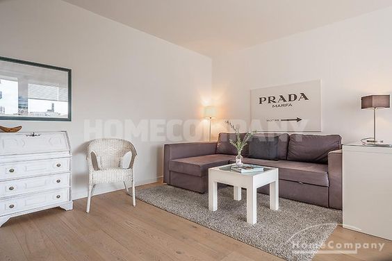 Leben in Neuhausen! Voll möblierte 2-Zimmer-Wohnung mit Balkon
