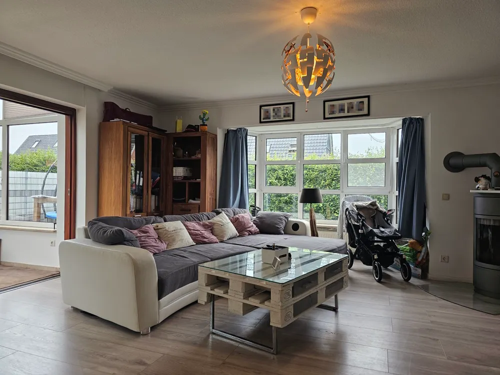 Wohn-Esszimmer, Ansicht 1