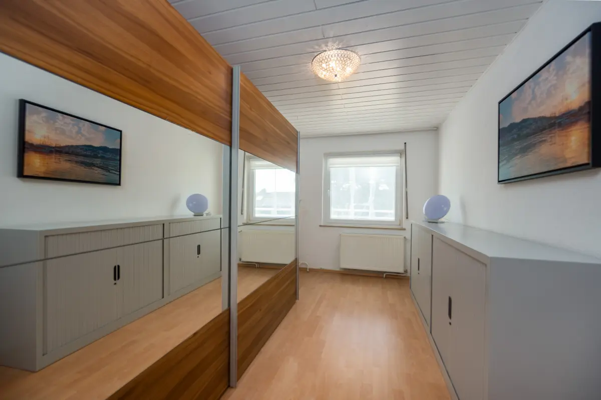 Schlafzimmer 2