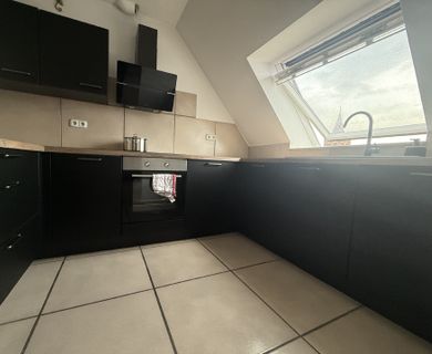 GROßZÜGIGE 3-ZIMMER WOHNUNG MIT BALKON IN KORSCHENBROICH ZU MIETEN! - Foto 3