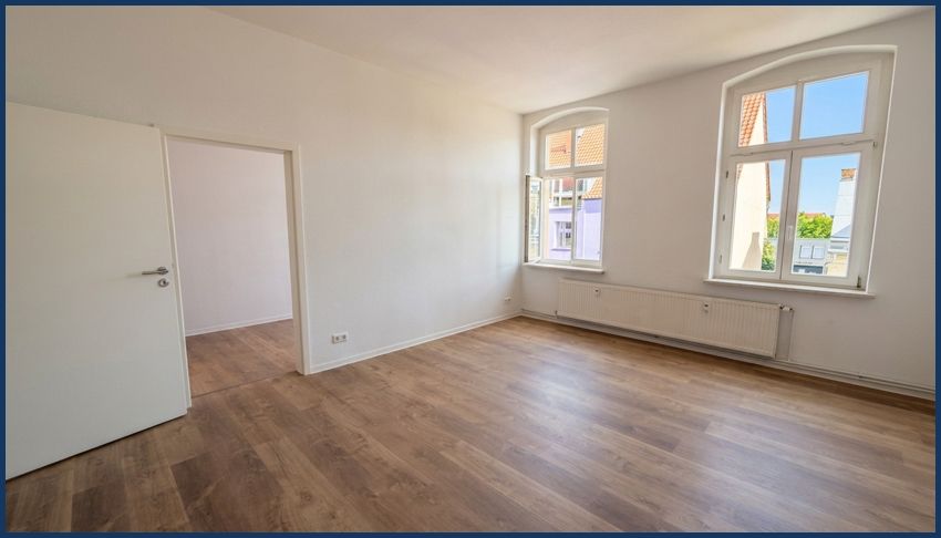 Exklusiv renovierte 2-Raumwohnung mit neuer EBK & modernisiertem Bad - Foto 5
