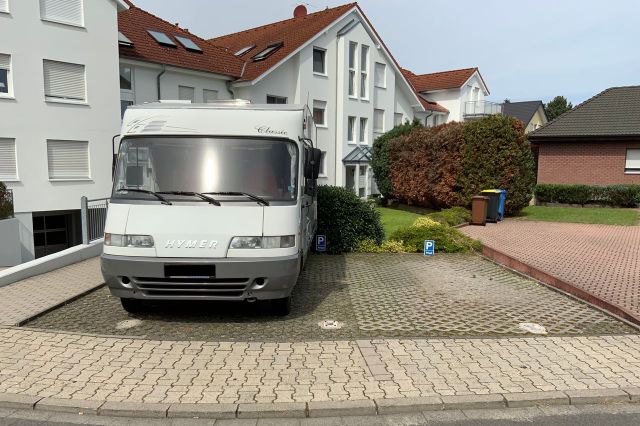 3 Außenstellplätze 