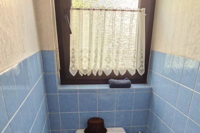 Gäste/WC. EG