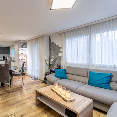 3.5-Zi-Wohnung im steuergünstigen Lachen SZ