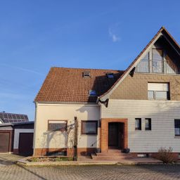 ***Reduziert***Einfamilienhaus mit ELW, 2 Garagen und Fernblick zwischen Flammersfeld und Horhausen!