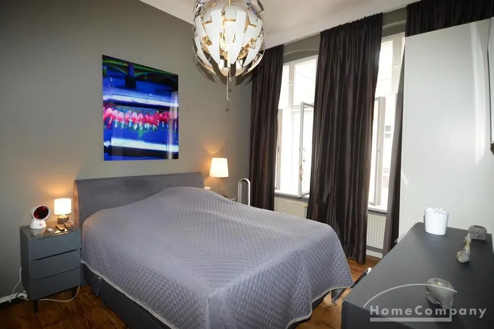 Helle 3-Zimmer- Wohnung iin der obersten Etage in Berlin Wilmersdorf, möbliert - Foto 4