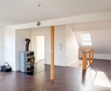 Modernisierter Altbau-Traum: großzügige Maisonette Wohnung im Herzen von Schwelm