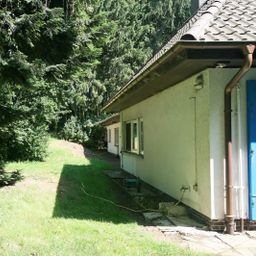 Landhaus-Villa nähe Alsfeld! 2 Familienhaus. Waldgrundstück ca. 6.500 m²