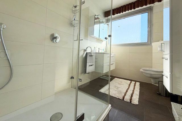 barrierearmes Duschbad