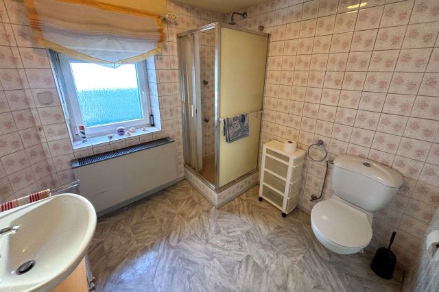Badezimmer EG