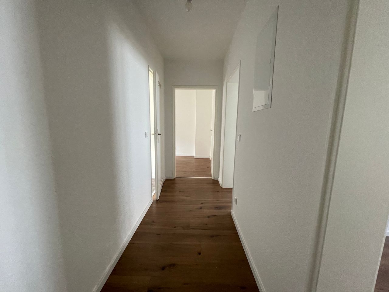 Ihr neues Zuhause: Moderne 3-Zimmer-Wohnung im Erdeschoss - Photo 3