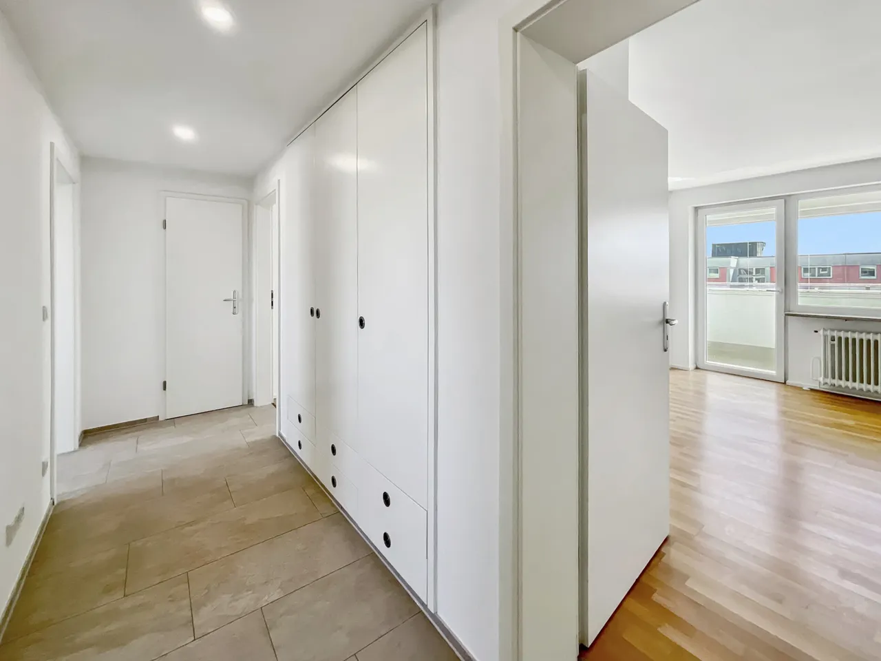 Flur mit Einbauschrank