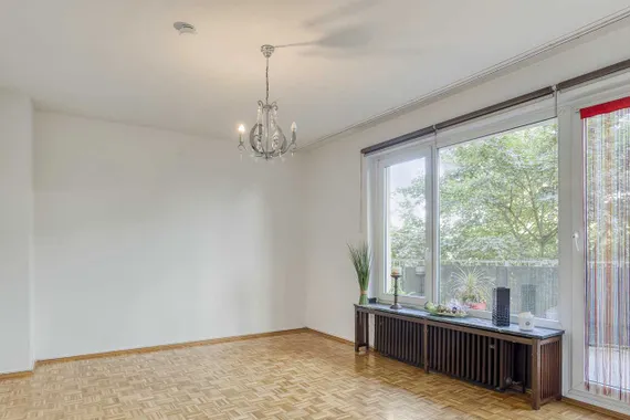 Attraktive Innenstadtlage: 3-Zimmer-Wohnung mit Balkon in ruhigem 4-Parteienhaus