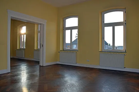 Besondere, stilvolle Altbauwohnung inkl. Dachterrasse in zentraler Lage von Kaldenkirchen