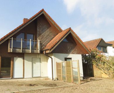 Renovierungsbedürftiges Einfamilienhaus zum günstigen Preis