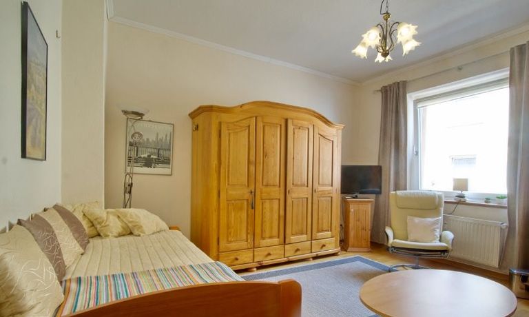 Schlafzimmer2