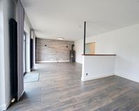 großzügig und offen