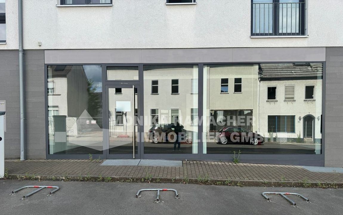 Moderne Büro-/Gewerbefläche in idealer Lage in  Refrath