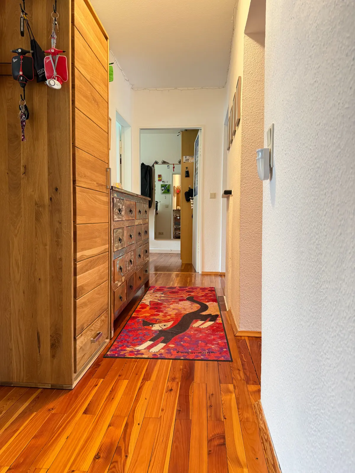 Flur Richtung Zimmer 1