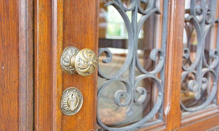 T&uuml;rdetail