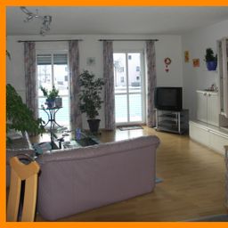 ***Helle, freundliche 3-Zimmer-Wohnung mit Balkon***