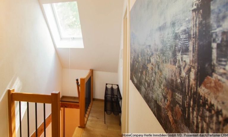 Flur ins OG