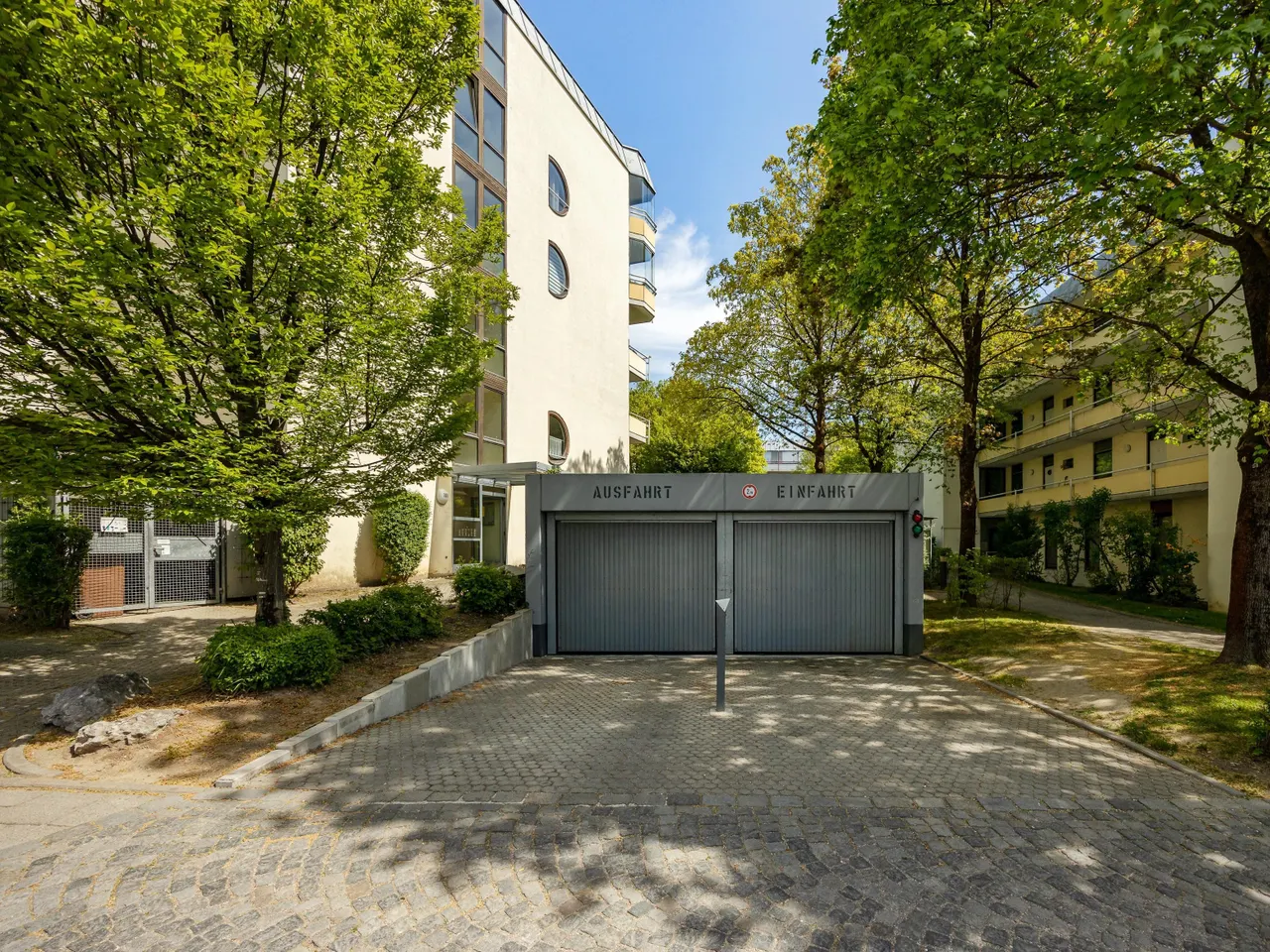 Zufahrt zur Tiefgarage