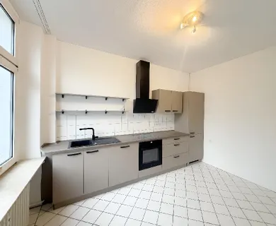 KREFELD-STADTMITTE: SCHÖNE 3-ZIMMER WOHNUNG ZU MIETEN! - Photo 3
