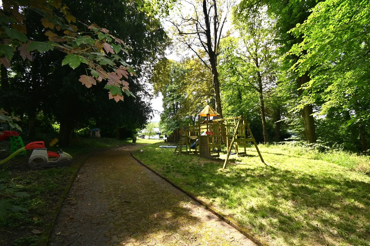 **** Ein Zuhause mit Charakter: Architektenhaus im Bauhausstil – provisionsfrei ...****