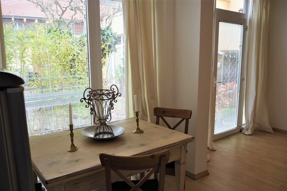 Sehr ruhige, schön möblierte Apartmentwohnung mit Loftcharakter, PKW-Stellplatz möglich