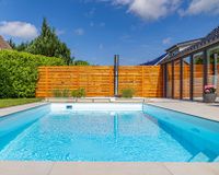 Beheizter Pool