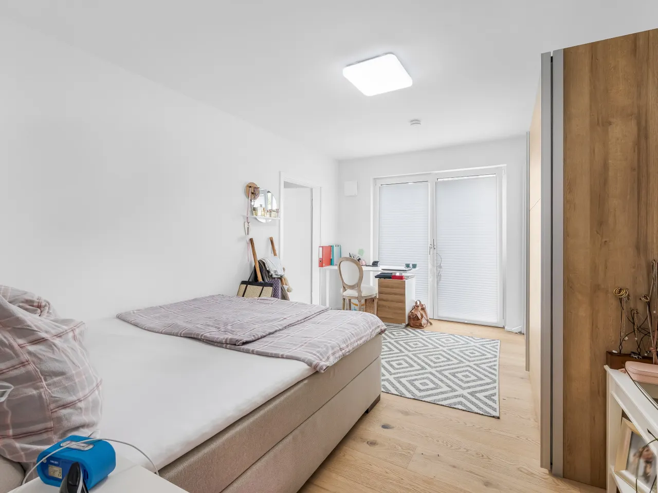 Erstes Schlafzimmer