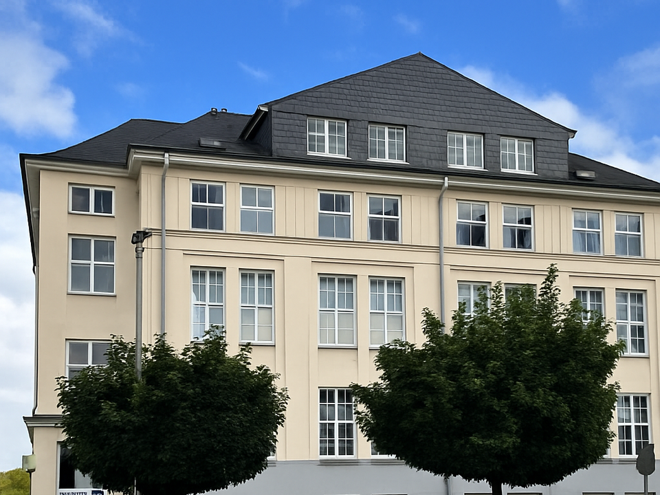 Gepflegte 2 Zi.-Wohnung mit Balkon incl. STP
