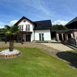 Kl. Villa mit mgl. Pferdehaltung, PV-Anlage+Sauna in ruhiger Randlage- 20 Min. Hennef