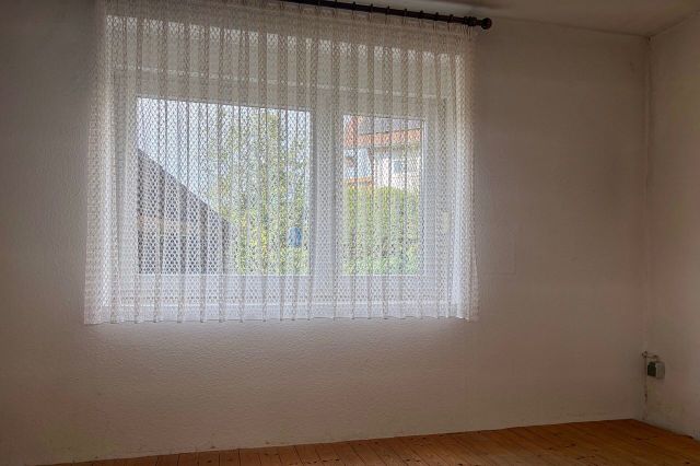 Arbeits-/Gästezimmer (KG)