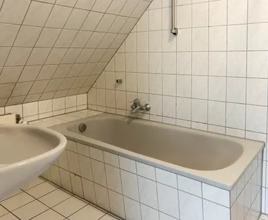 Tür auf, Licht an, wohlfühlen: Frisch renovierte 2-Zimmer-Wohnung in Gevelsberg - Photo 4