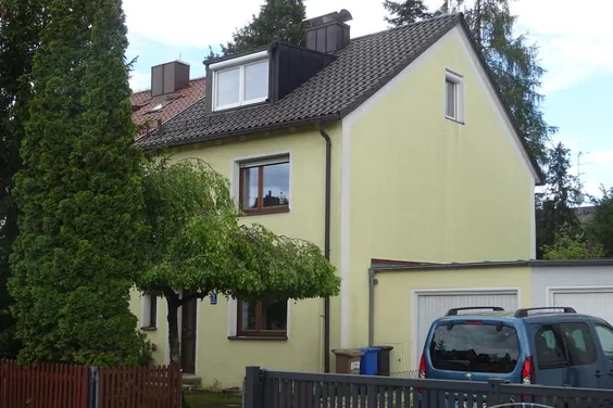 Voll möbliertes 5-Zimmer-Haus in Neuperlach