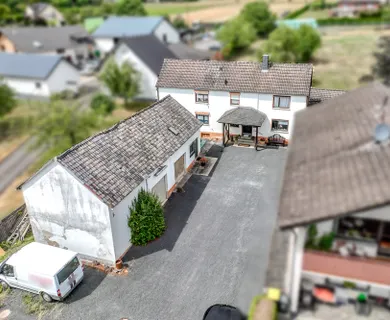Einfamilienhaus mit ca. 105 m² Wohnfläche, 6 Zimmern und 613 m² Grundstück in Quirrenbach
