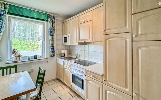 Komfortwohnen mit Aufzug, Balkon & Wellness – Barrierearme 3,5-Zimmer-Wohnung mit schönem Grünblick