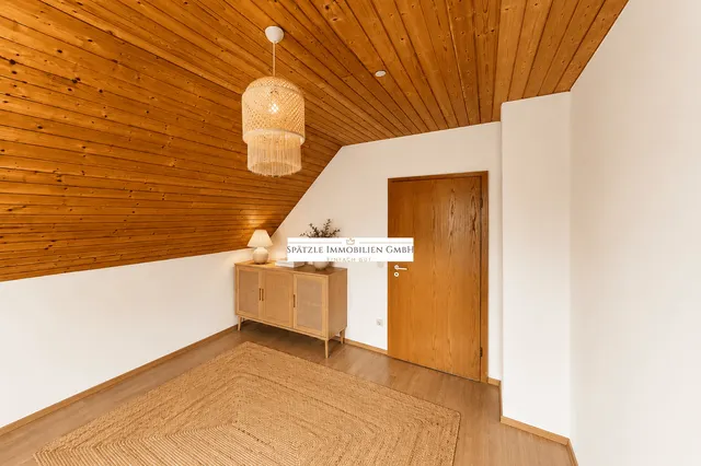 Schlafzimmer DG