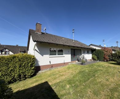 Gepflegtes Einfamilienhaus mit Garten in guter Lage, zwischen Wissen & Betzdorf!