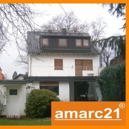 Großzügiges Zweifamilienhaus auf großem Grund in zentraler Lage von Kreuzau.
**PROVISIONSFREI**