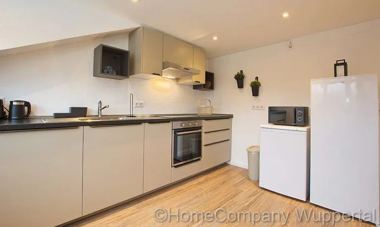 K&uuml;hl und Gefrierschrank