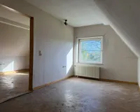 Arbeits- oder Kinderzimmer