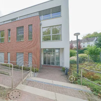Ratingen-Mitte: Großzügige Büro- und Praxisfläche mit vielseitigen Nutzungsmöglichkeiten